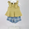 Barcellino Top Senape con Fiocchi con Shorts Blu per Neonate
