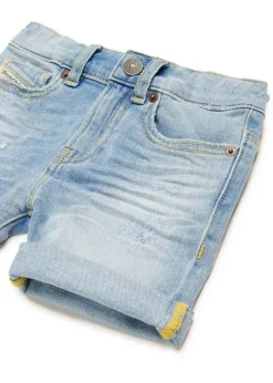 Diesel Kids Short in Jeans Chiaro con Abrasioni per Neonati