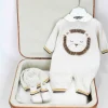 Marlù Corredino Beige con Tutina per Neonati