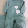 Minibanda Tutina Verde con Ricamo Cuori per Neonate