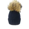 Regina Cappello in Lana Blu con Pon Pon